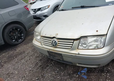 2002 Volkswagen Jetta Gls from USA, damaged, VIN 3VWSK69M72M106955